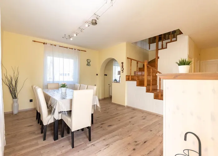 Sunny בית נופש